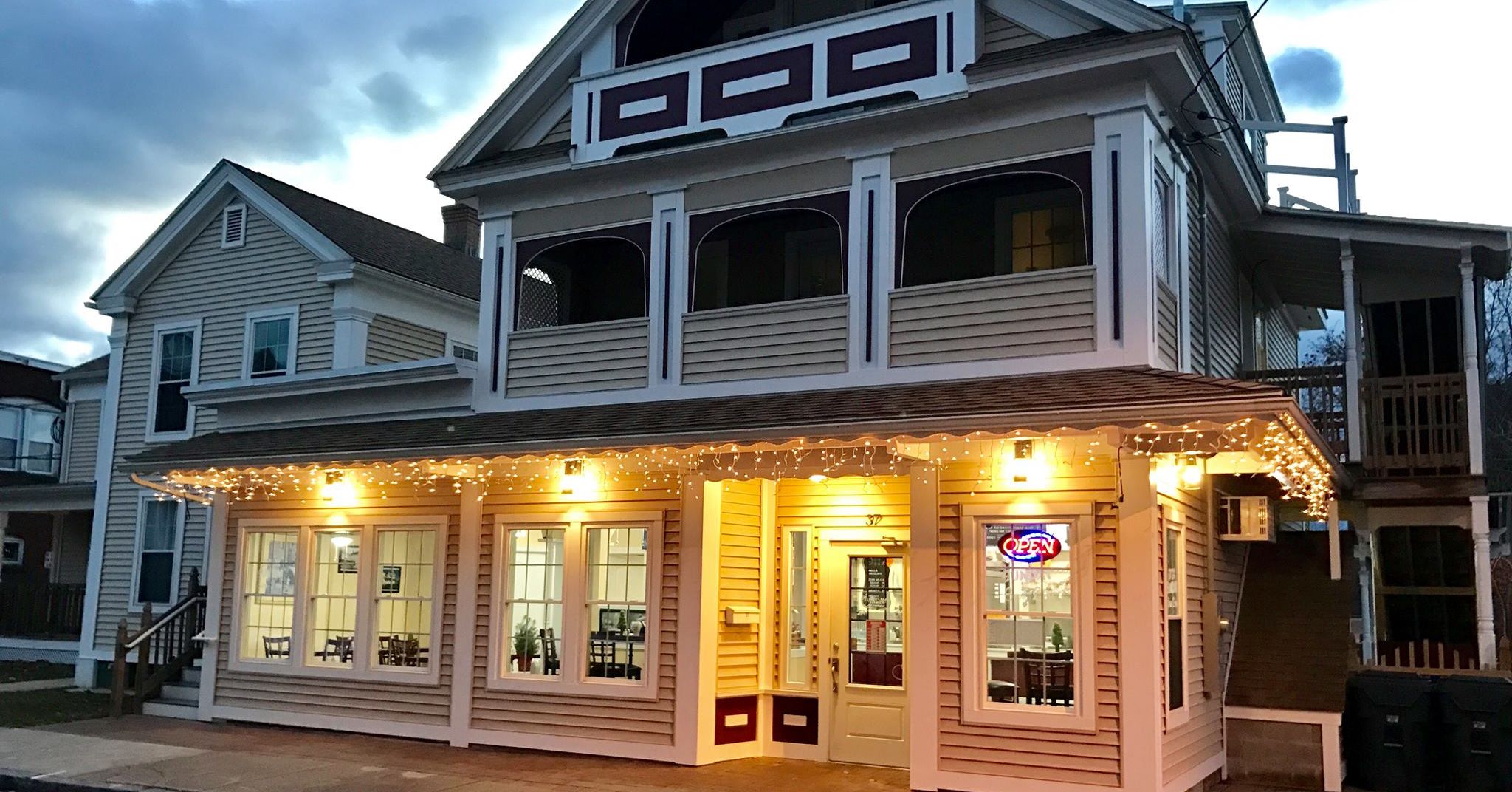 Mark's Restaurant Visit CT